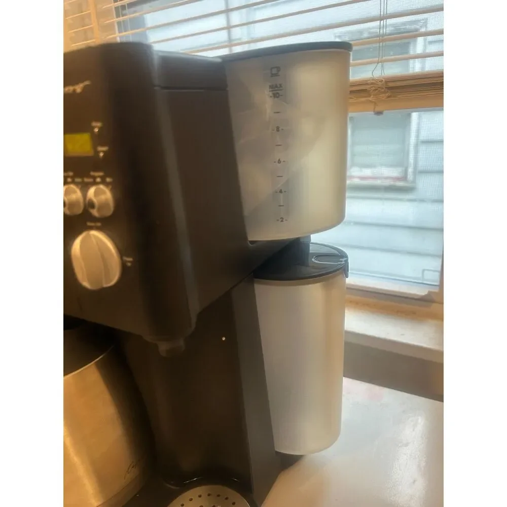 Capresso 10-cup coffee and cappuccino maker model 471.01